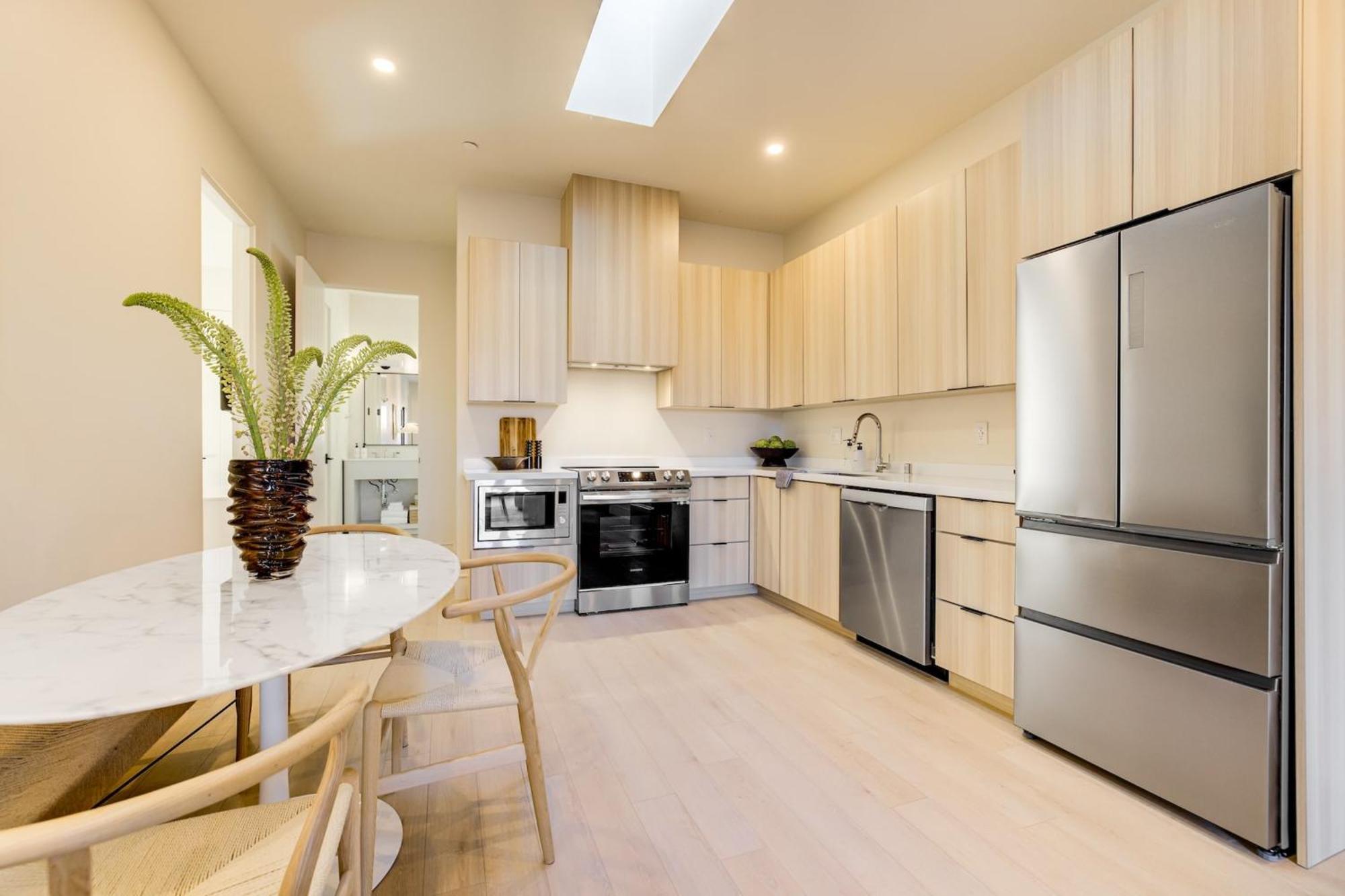 Casa De La Vina - Boutique Apartments In Downtown Santa Barbara Eksteriør billede